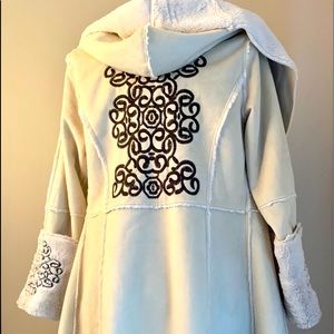 BIYA Sherpa Lined Hooded Coat